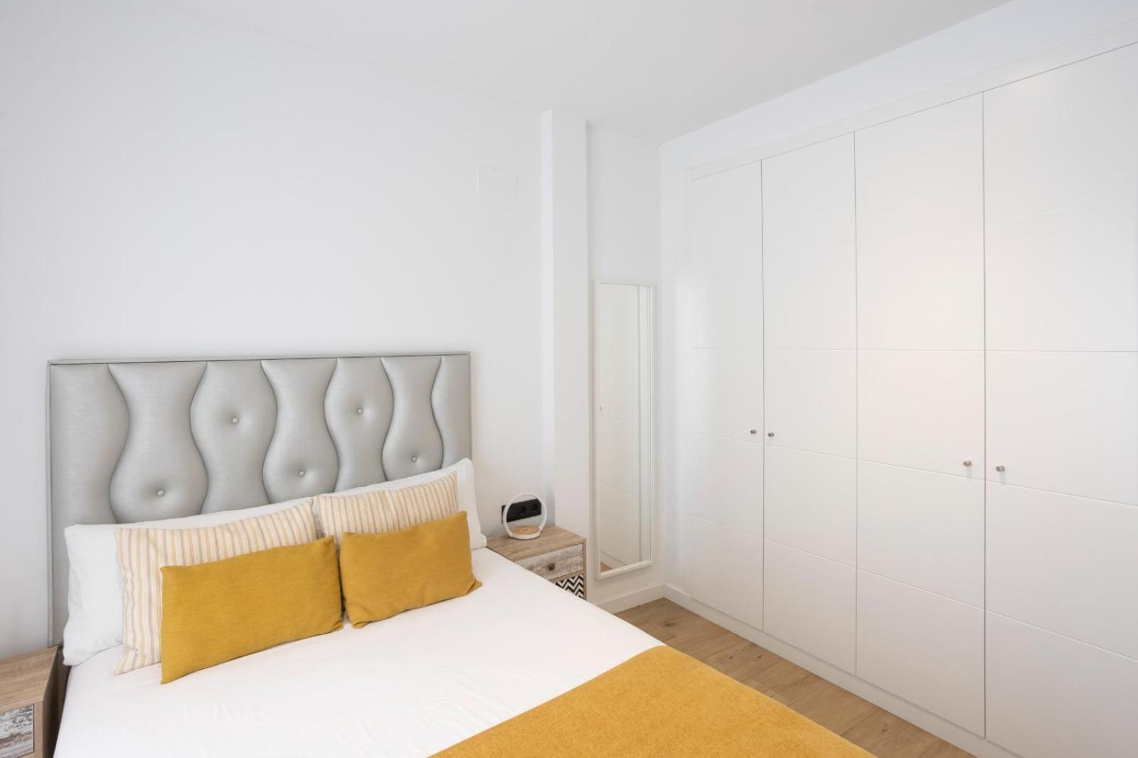 Private & Pool Goyeneta Sevilla Urban Apartment Luaran gambar